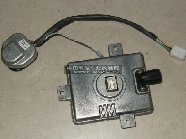 OEM old Suzuki Honda Mitsubishi xenon hid ballast D2S D2R.JPG