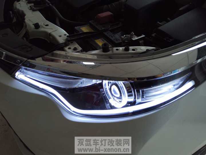 Q5˫͸ʹۣLED..jpg